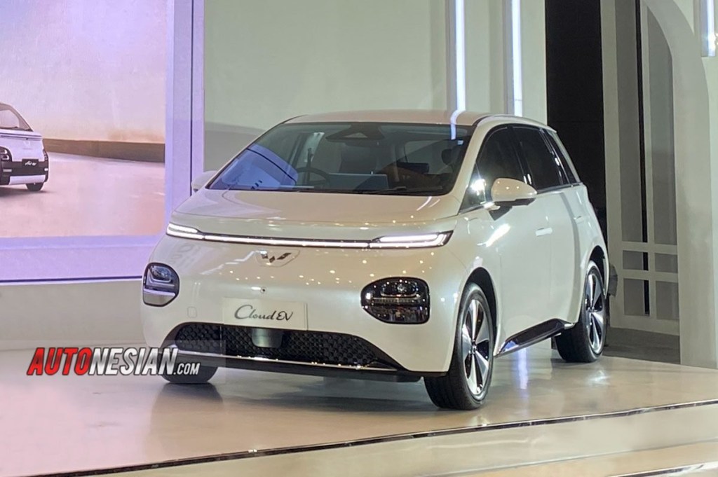Siap Dipinang, Segini Perkiraan Harga Wuling Cloud&nbsp;EV