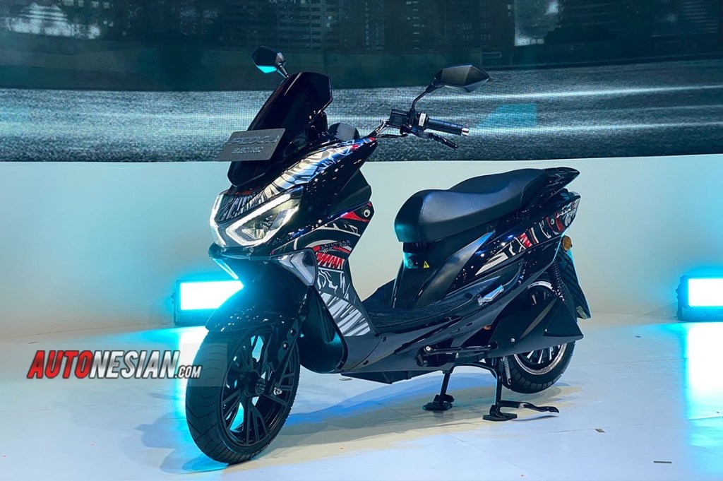 Motor Listrik Polytron Fox-R Kini Hadirkan Balutan Desain&nbsp;Grafiti
